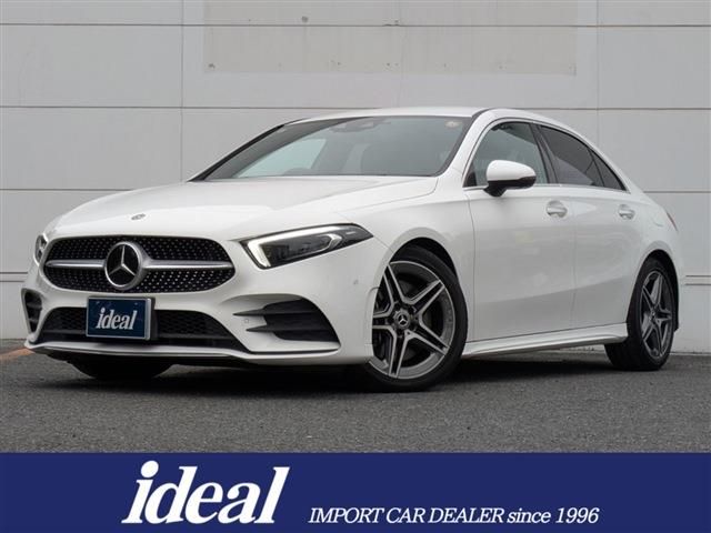 MERCEDES BENZ / MERCEDES BENZ A class sedan