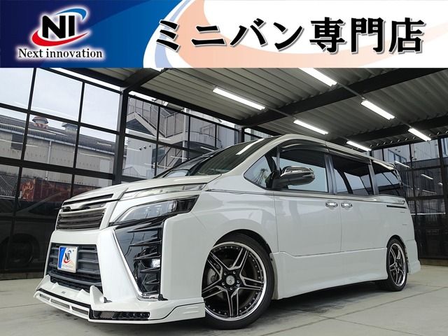 TOYOTA / VOXY