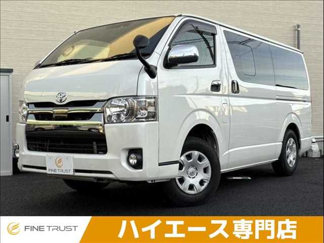 TOYOTA / HIACE van 4WD