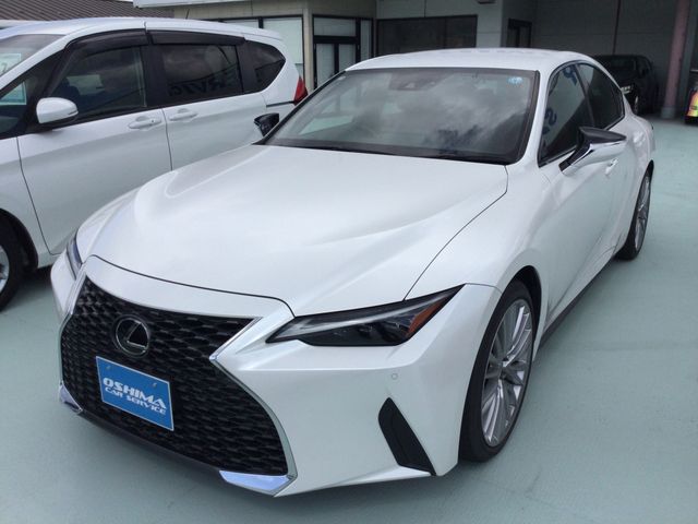 TOYOTA / LEXUS IS300h