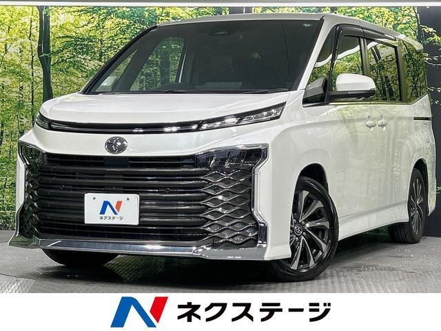 TOYOTA / VOXY