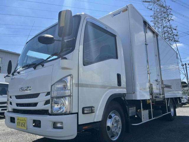 Japanese used car Ref# 1704486 ISUZU / ELF