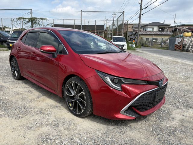 TOYOTA / COROLLA SPORT HYBRID