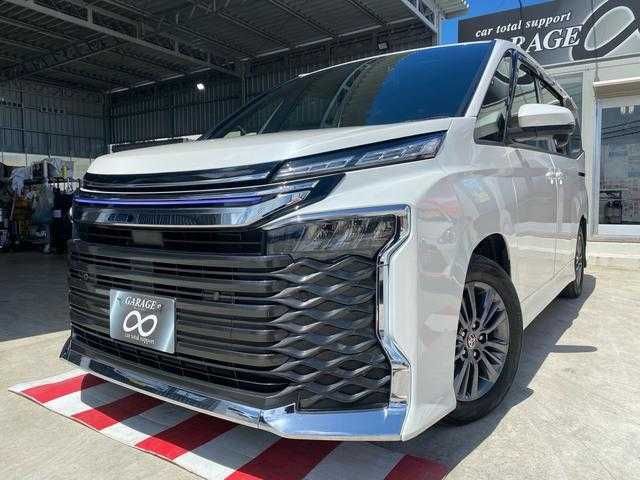 TOYOTA / VOXY