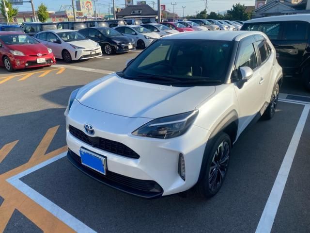 TOYOTA / YARIS CROSS HYBRID