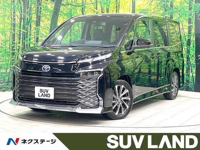 TOYOTA / VOXY HYBRID