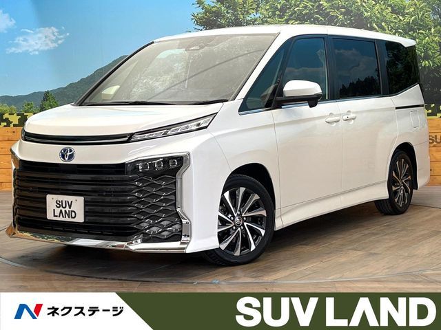 TOYOTA / VOXY HYBRID