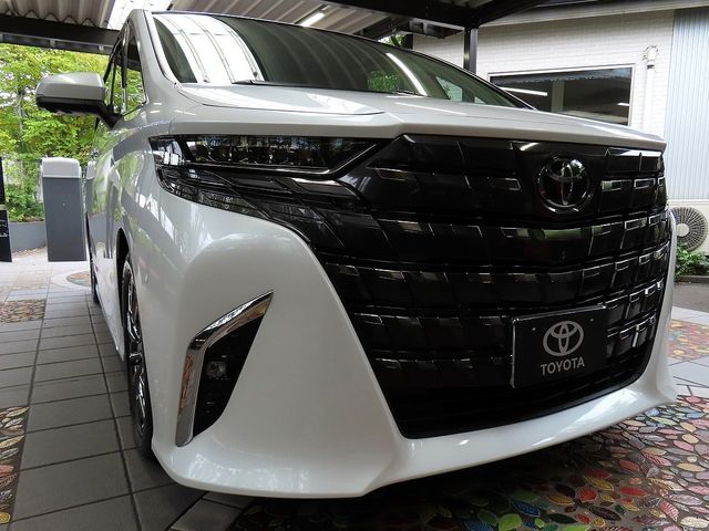 TOYOTA / ALPHARD hybrid 4WD