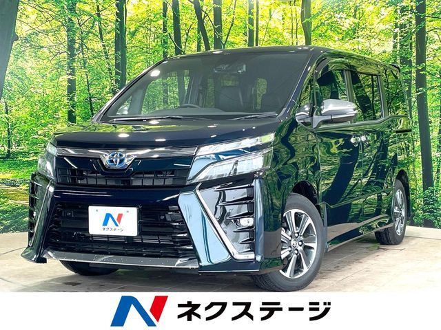 TOYOTA / VOXY