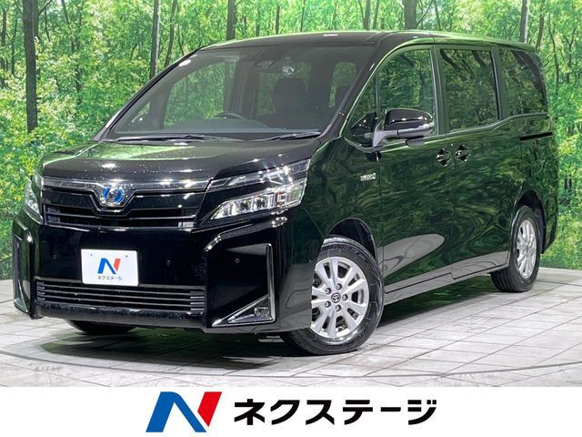 TOYOTA / VOXY HYBRID