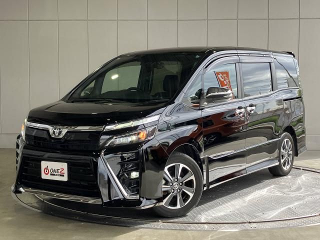 TOYOTA / VOXY
