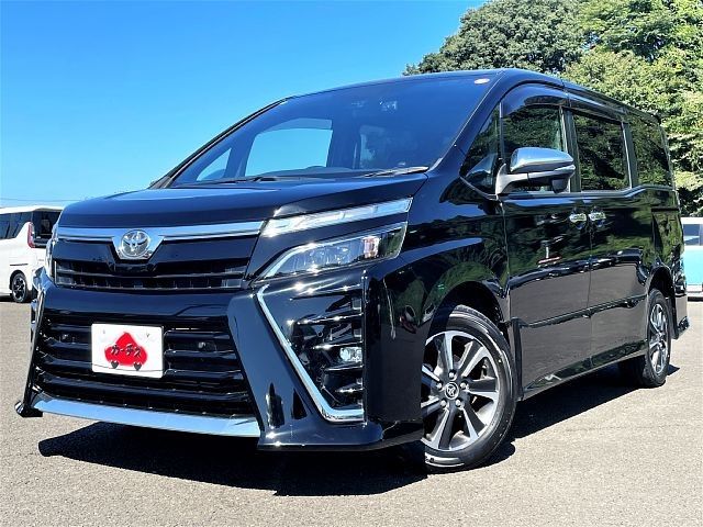 TOYOTA / VOXY 4WD