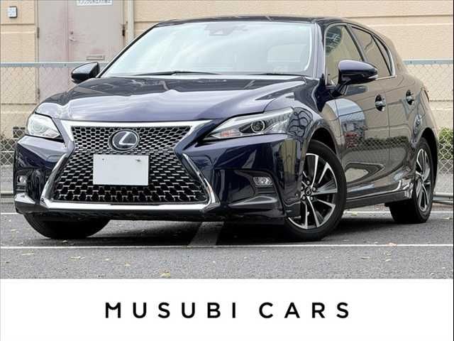 TOYOTA / LEXUS CT200h