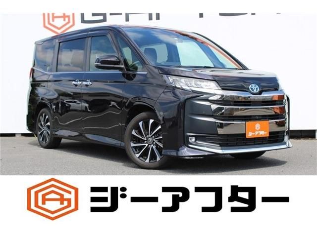 TOYOTA / NOAH HYBRID