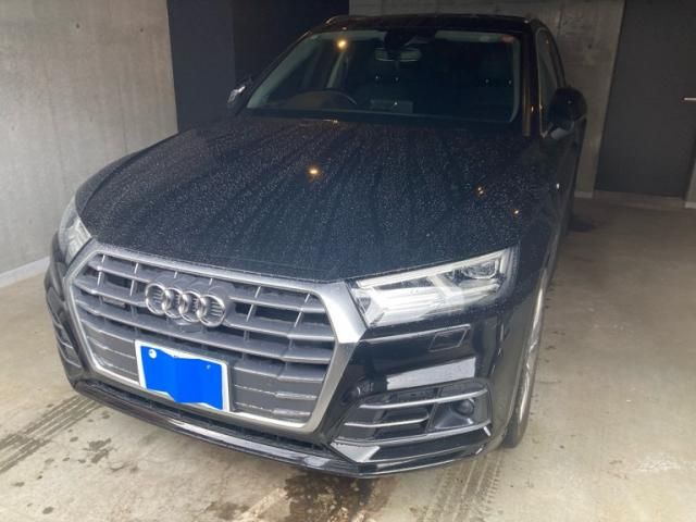 AUDI / AUDI Q5