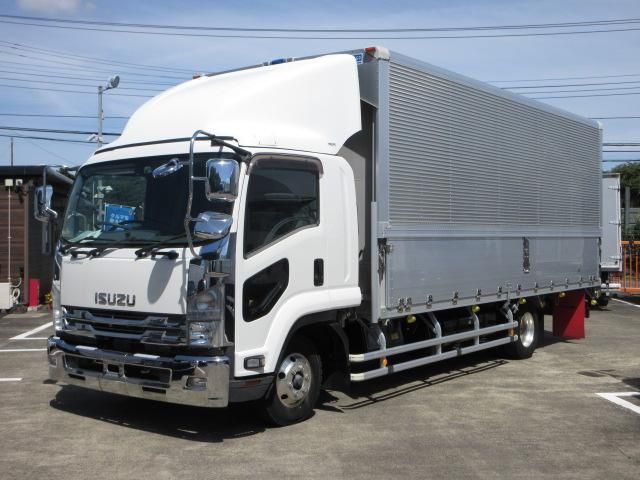 Japanese used car Ref# 1705990 ISUZU / FORWARD