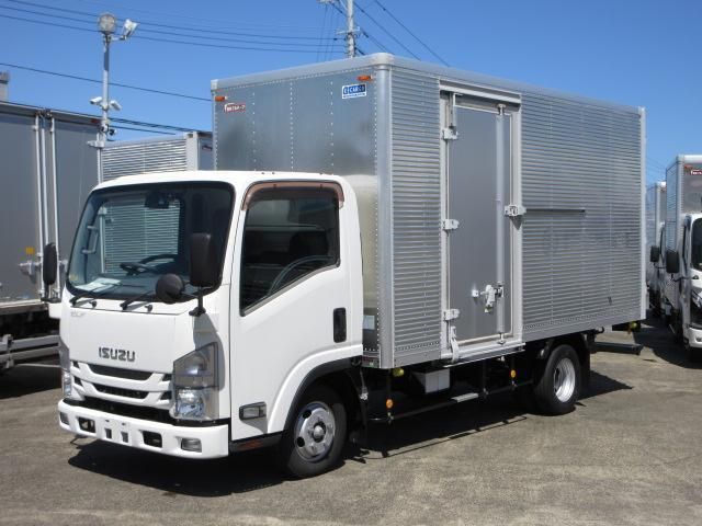 Japanese used car Ref# 1705991 ISUZU / ELF
