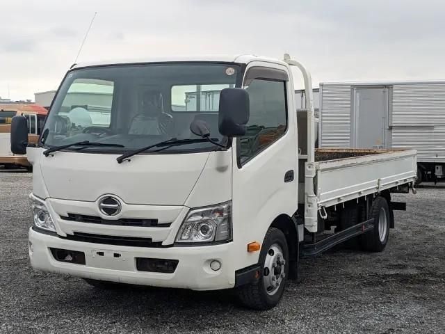 Japanese used car Ref# 1706258 HINO / DUTRO
