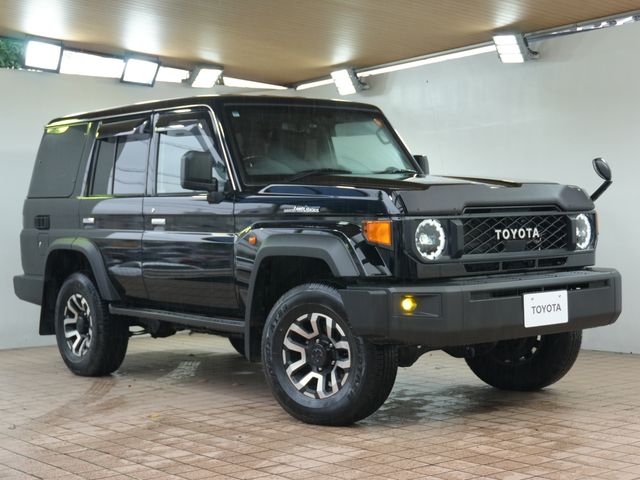 TOYOTA / LANDCRUISER 70