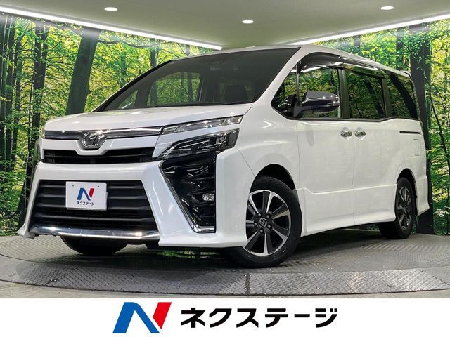 TOYOTA / VOXY