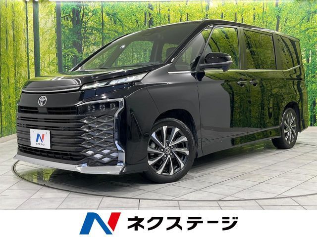 TOYOTA / VOXY
