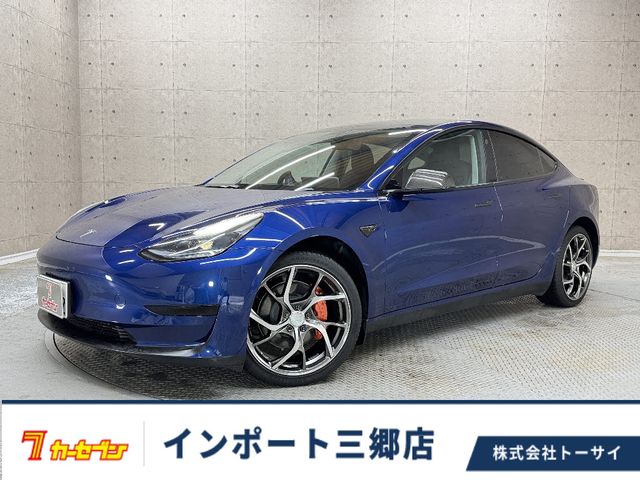 TESLA / TESLA MODEL 3