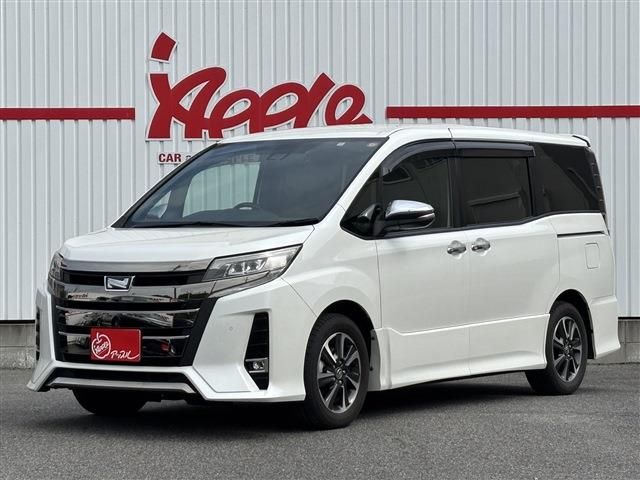TOYOTA / NOAH