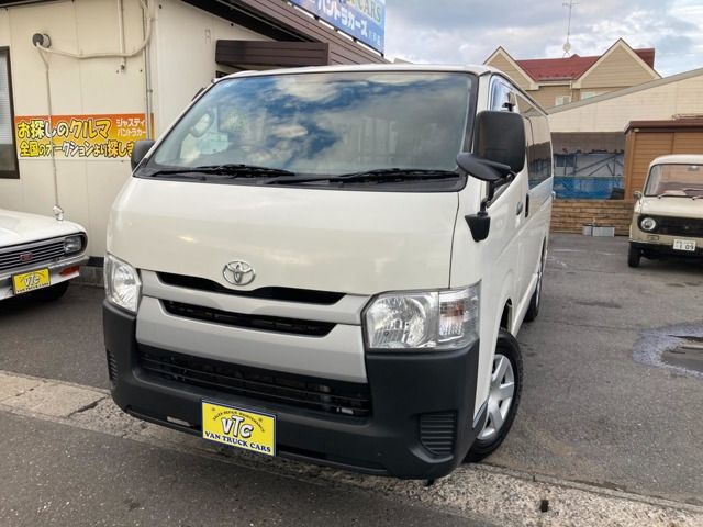 TOYOTA / HIACE van 4WD
