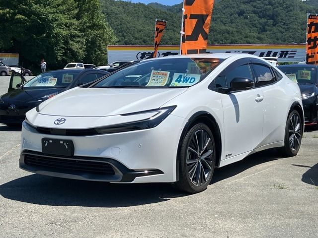 TOYOTA / PRIUS 4WD