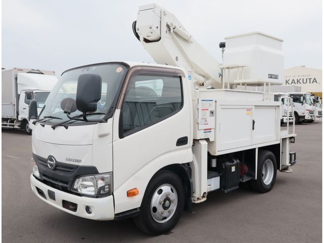 Japanese used car Ref# 1708384 HINO / DUTRO
