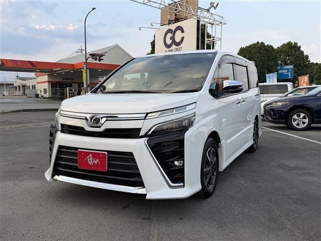 TOYOTA / VOXY