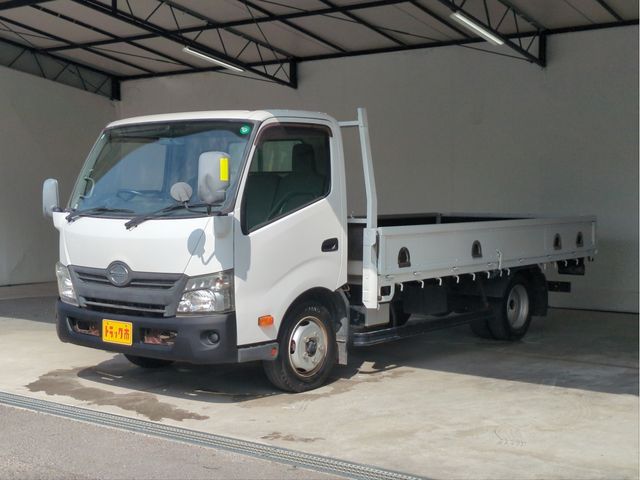 Japanese used car Ref# 1708595 HINO / DUTRO