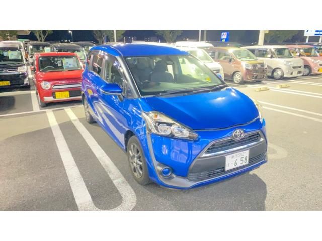 TOYOTA / SIENTA