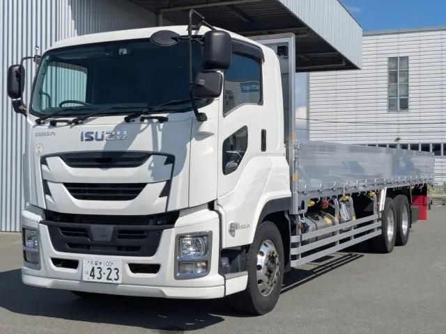 ISUZU / GIGA