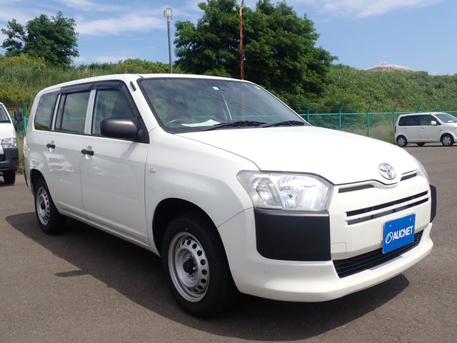 TOYOTA / PROBOX van 4WD