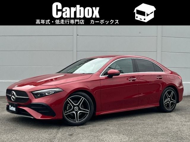 MERCEDES BENZ / MERCEDES BENZ A class sedan