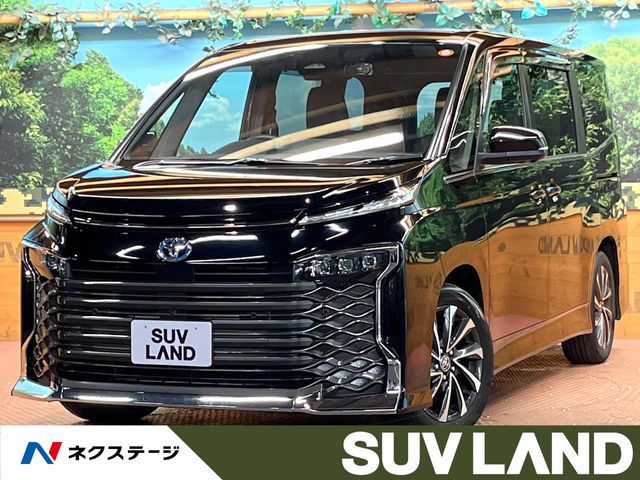 TOYOTA / VOXY HYBRID