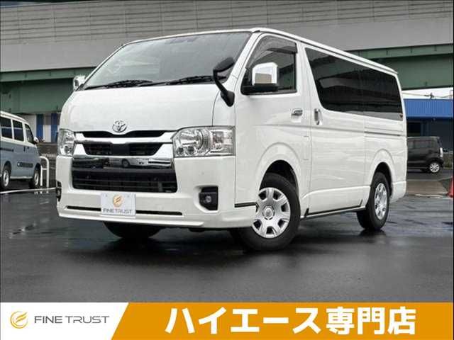 TOYOTA / HIACE van 4WD