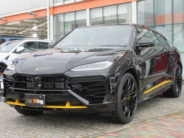 LAMBORGHINI / LAMBORGHINI URUS