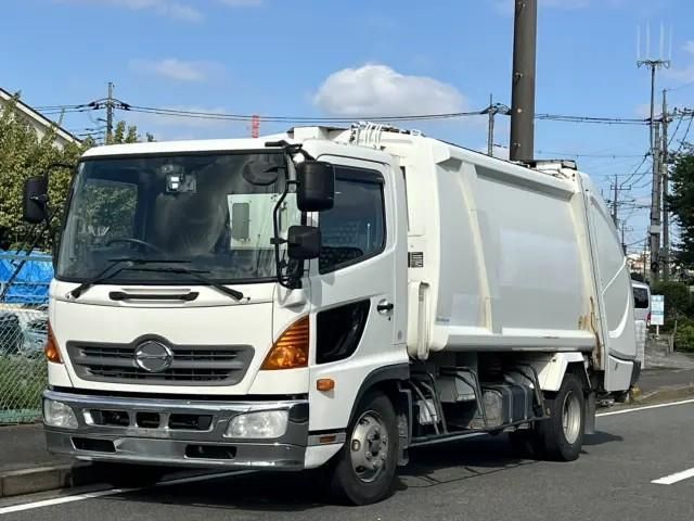 Japanese used car Ref# 1709575 HINO / RANGER