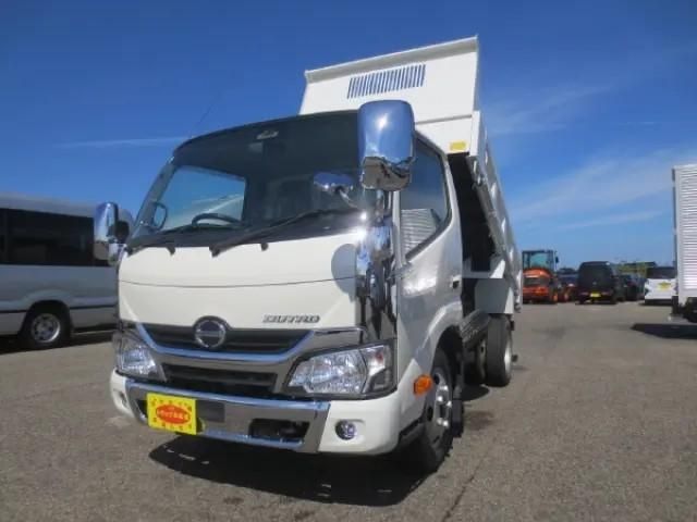 Japanese used car Ref# 1709578 HINO / DUTRO