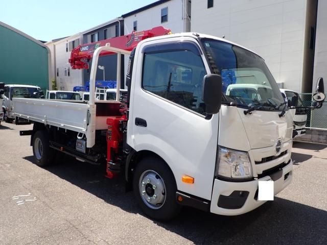 HINO / DUTRO