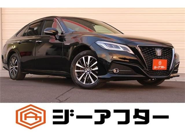 TOYOTA / CROWN sedan hybrid 4WD