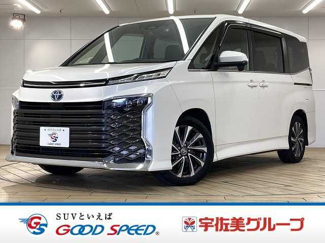 TOYOTA / VOXY HYBRID