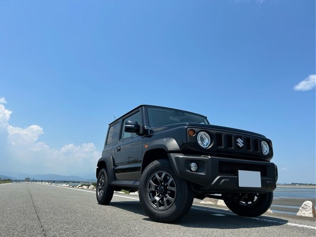 SUZUKI / JIMNY SIERRA