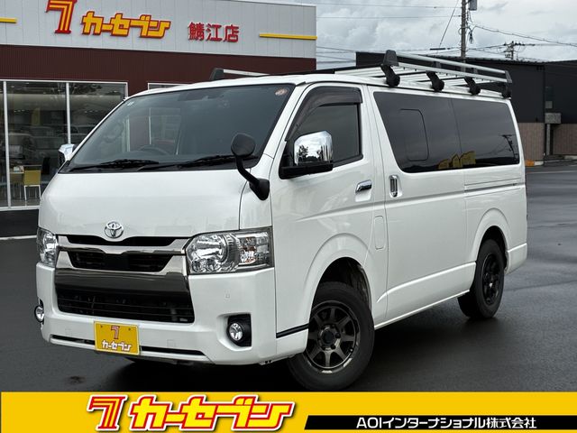 TOYOTA / HIACE van 4WD