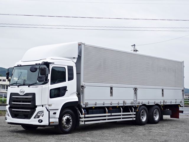 Japanese used car Ref# 1710004 NISSAN DIESEL / Quon