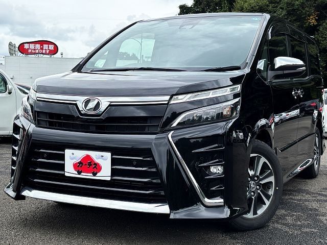 TOYOTA / VOXY