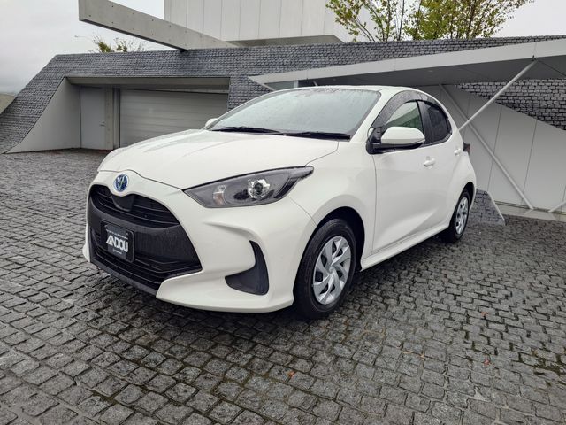 TOYOTA / YARIS HYBRID