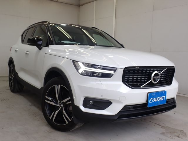 VOLVO / VOLVO XC40
